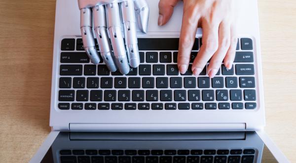 Agenci AI w procesach biznesowych -  jak łączyć agentów AI z RPA / LowCode w celu podniesienia efektywność firm